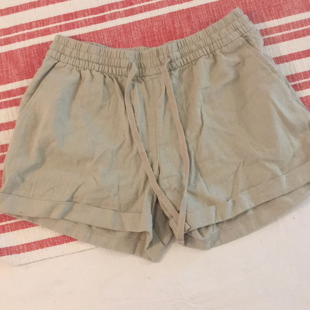 Old Navy size small flowy khaki color shorts